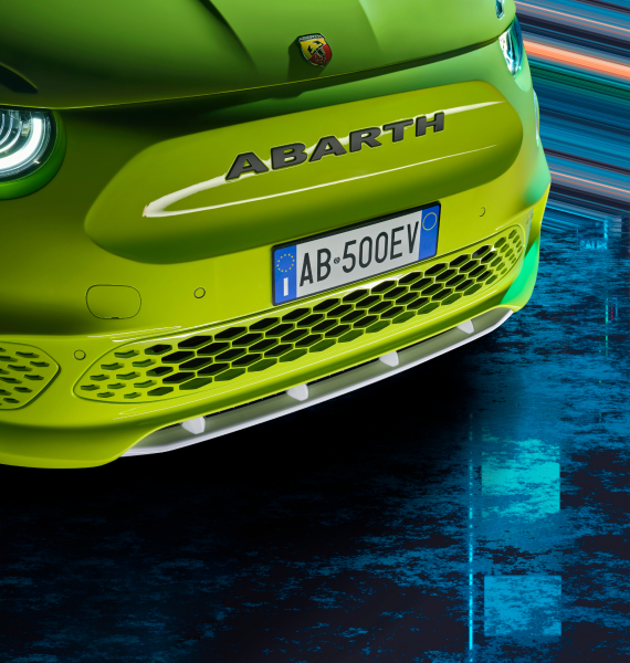 Abarth 500e Scorpionissima im Autohaus Mayhörmann GmbH - Box 2 Abarth 500e Scorpionissima im Autohaus Mayhörmann GmbH