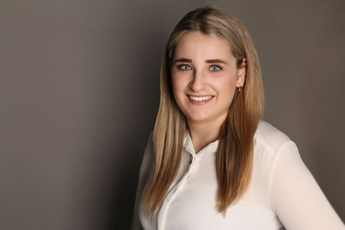 Svenja Straßer vom Team Autohaus Mayrhoermann GmbH in Diedorf / Biburg